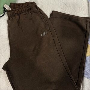 ALO Yoga Brown Wide Leg Pants- accolade collection
